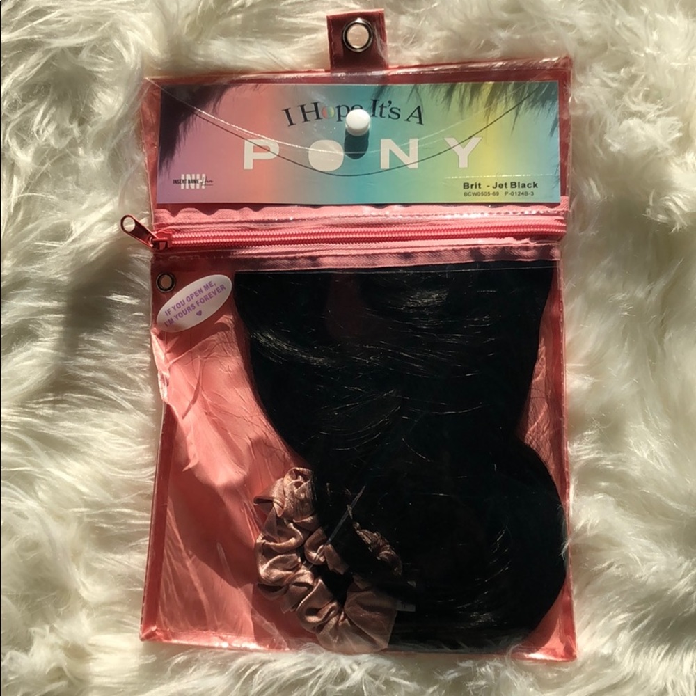 Insert Name Here INH Brit Ponytail